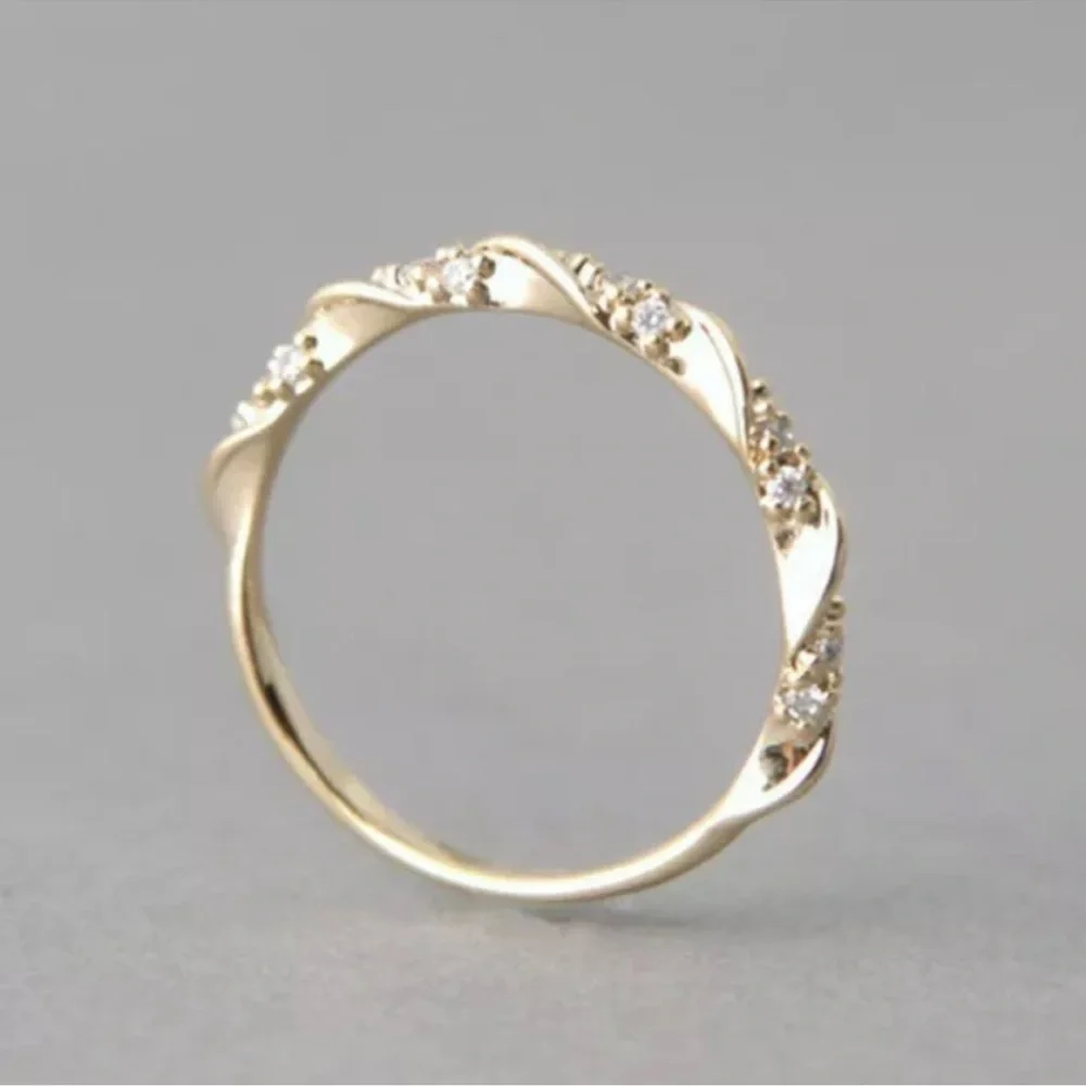 Elegant 925 Silver Cubic Zirconia Wedding Rings - Picture 3 of 3